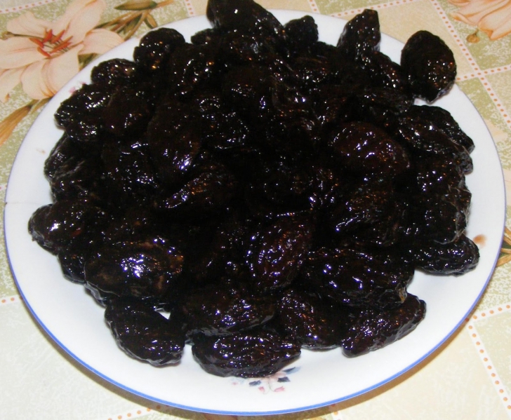 Preparate post cu prune uscate