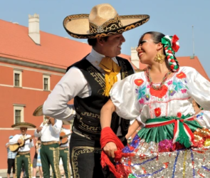 Imbracaminte traditionala